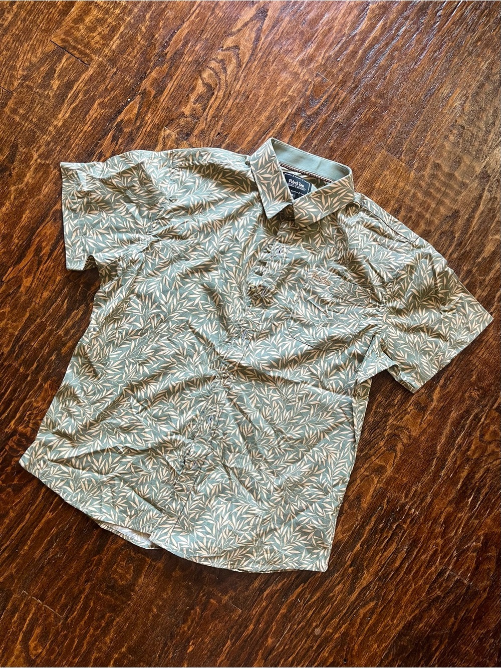 Pārā'isu Sage Green Leaf Tropical Button Down Collar Shirt Small 100% Cotton